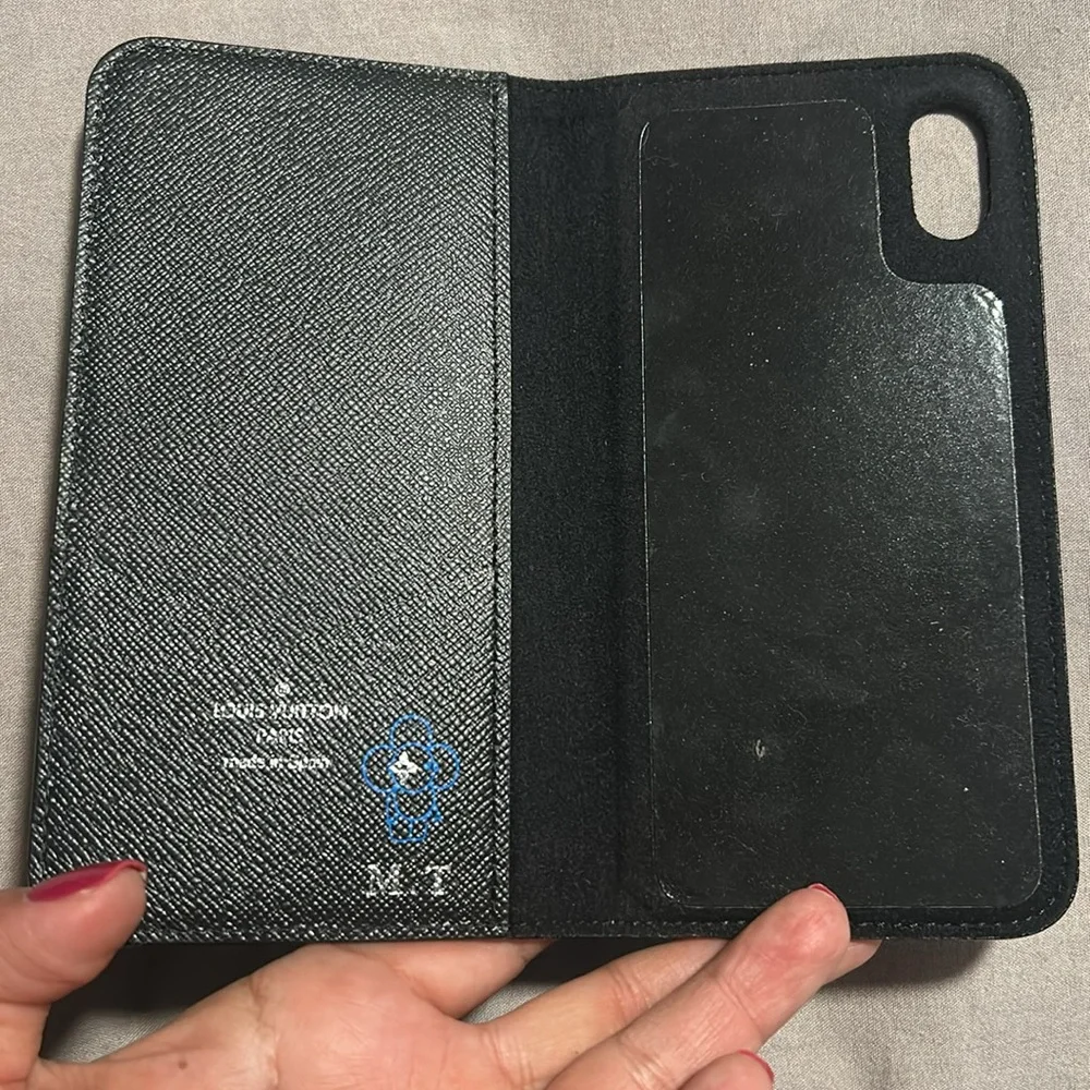 AUTHENTIC LOUIS VUITTON Epi Black Leather IPHONE X Case